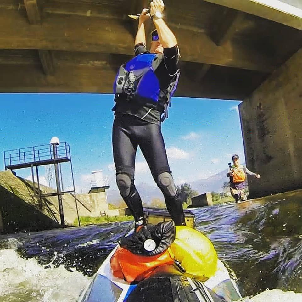 Test run ducking under a low bridge with the loaded board